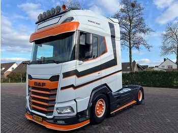 Cabeza tractora DAF XG+ 530