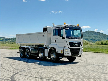 Volquete camión MAN TGS 35.400