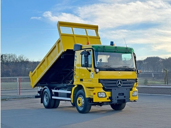 Volquete camión MERCEDES-BENZ Actros 1832