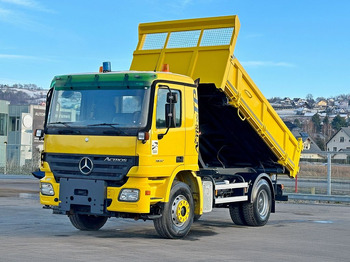 Volquete camión, Camión grúa Mercedes-Benz ACTROS 1832* KIPPER 4,60 m + BORDMATIC * TOP: foto 2