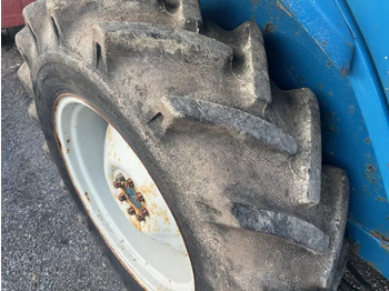 Tractor FORD 3600 C/W FRONT LOADER: foto 5