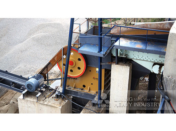 Trituradora de mandíbula nuevo Liming PE900×1200 Jaw Crusher 100-200 TPH PE Primary Jaw Crusher: foto 4