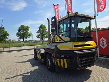 Tractor industrial TERBERG