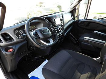 Furgoneta con caja de lona Iveco DAILY 70C18 PLANDEKA WINDA 16 PALET WEBASTO TEMPOMAT NAWIGACJA L: foto 2 Furgoneta con caja de lona Iveco DAILY 70C18 PLANDEKA WINDA 16 PALET WEBASTO TEMPOMAT NAWIGACJA L: foto 2