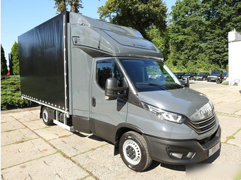 Furgoneta con caja de lona IVECO Daily 35s18
