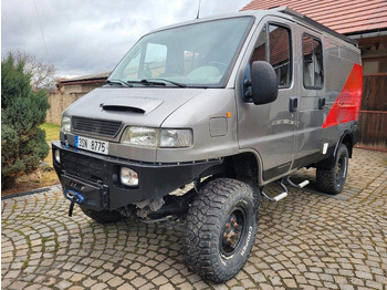 Furgoneta IVECO