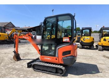 Miniexcavadora KUBOTA KX016-4