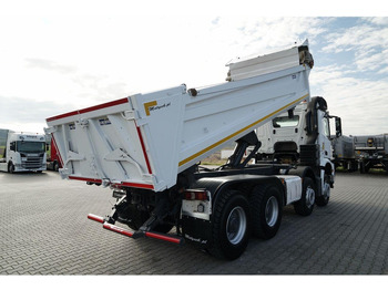 Volquete camión Mercedes-Benz AROCS 3243 / 8x4 / WYWROTKA DWUSTRONNA / HYDROBURTA / BORDMATIC: foto 4 Volquete camión Mercedes-Benz AROCS 3243 / 8x4 / WYWROTKA DWUSTRONNA / HYDROBURTA / BORDMATIC: foto 4