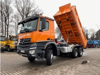 Volquete camión MERCEDES-BENZ Arocs