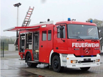 Camión de bomberos MERCEDES-BENZ Actros 1835