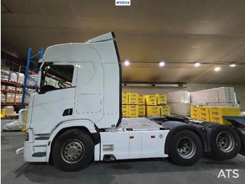Cabeza tractora Scania R590: foto 3