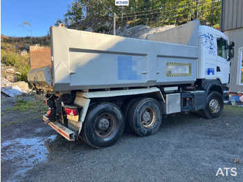 Volquete camión SCANIA R 560