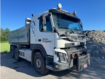 Volquete camión VOLVO FMX 540