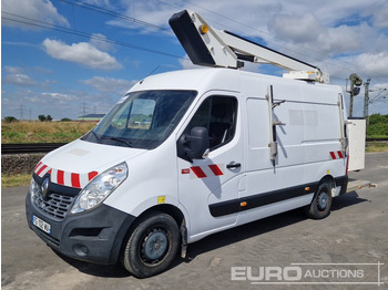 Camión con plataforma elevadora RENAULT Master