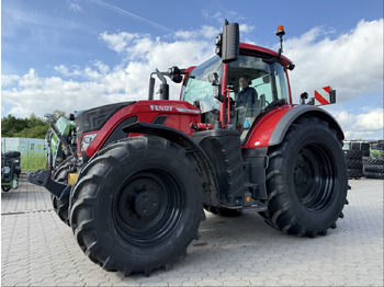 Tractor FENDT 724 Vario