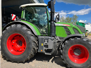 Tractor FENDT 724 Vario