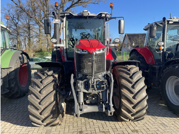 Tractor MASSEY FERGUSON 200 series