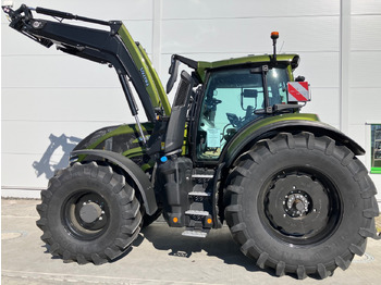 Tractor VALTRA