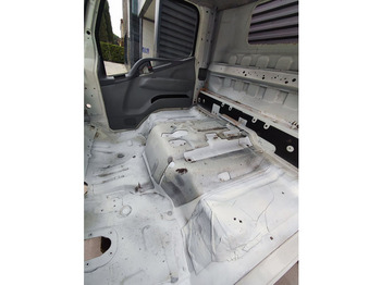 Cabina e interior para Camión Mitsubishi Fuso CANTER S TYPE EURO 5 EURO 6 MODEL: foto 4