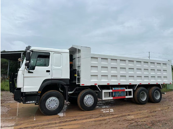 Volquete camión para transporte de materiales áridos HOWO 371hp: foto 5