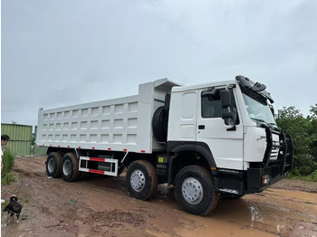 Volquete camión para transporte de materiales áridos HOWO 371hp: foto 3