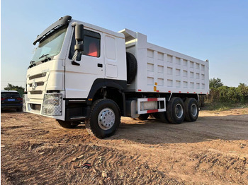 Volquete camión para transporte de silos SINOTRUK HOWO HOWO 371 6x4: foto 2