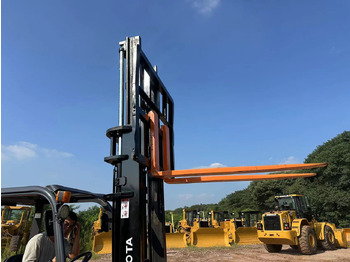 Carretilla elevadora diésel TOYOTA GENEO30: foto 5