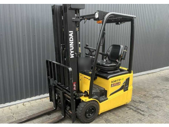 Carretilla elevadora eléctrica HYUNDAI