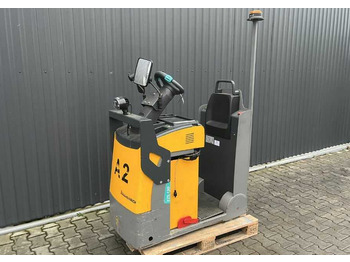 Remolcadora JUNGHEINRICH