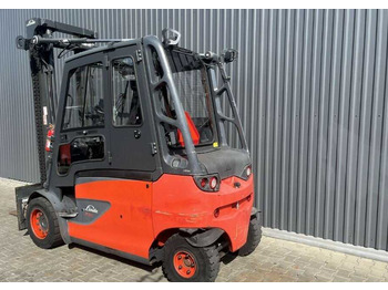 Carretilla elevadora eléctrica Linde E50HL-01: foto 3