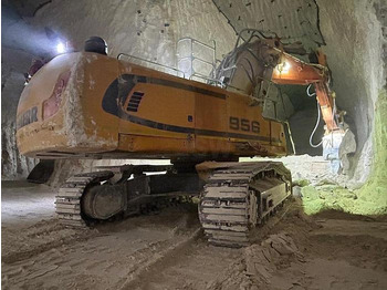 Excavadora LIEBHERR