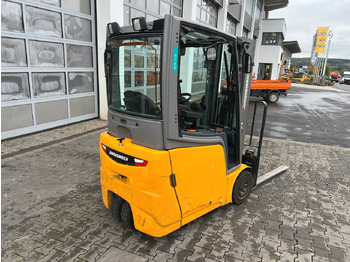 Carretilla elevadora eléctrica Jungheinrich EFG 215 / Triplex 4.25m / 1.851h / Batterie 2023: foto 3