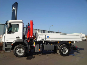 Volquete camión, Camión grúa nuevo Mercedes-Benz Arocs 1832 KK 4x2 Kipper+Kran Fassi F120+Funk Mercedes-Benz Arocs 1832 KK 4x2 Kipper+Kran Fassi F120+Funk: foto 3 Volquete camión, Camión grúa nuevo Mercedes-Benz Arocs 1832 KK 4x2 Kipper+Kran Fassi F120+Funk Mercedes-Benz Arocs 1832 KK 4x2 Kipper+Kran Fassi F120+Funk: foto 3