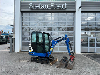 Miniexcavadora TEREX