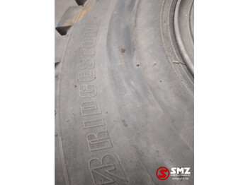 Neumático para Camión Bridgestone Occ industrieband Bridgestone 8.25-15: foto 3
