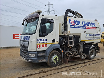 Barredora vial DAF LF 220