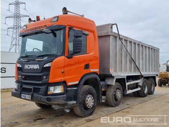 Volquete camión SCANIA P 450