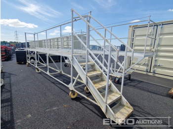 Equipo de construcción Grantham Fabrications 20' Wheeled 6 Step Access Platform: foto 5
