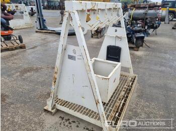Implemento para Carretilla elevadora Conquip Chain Storage Rack to suit Fork Lift: foto 1