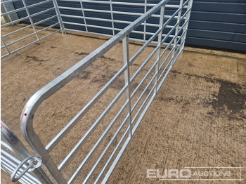 Maquinaria agrícola Unused 8' Galvanised Sheep Hurdle (4 of): foto 5 Maquinaria agrícola Unused 8' Galvanised Sheep Hurdle (4 of): foto 5
