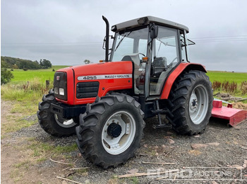 Tractor MASSEY FERGUSON
