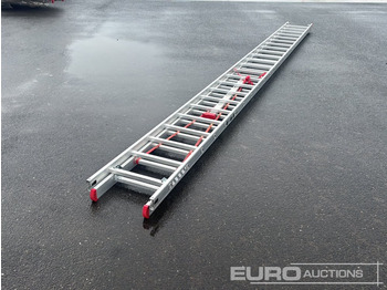 Equipo de construcción Unused 23 Rung Double Extension Aluminium Ladder, Non Slip Stabliser Bar: foto 4