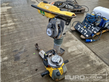Construcción de carreteras Wacker Neuson Petrol Hand Held Breaker, Petrol Trench Compactor: foto 4