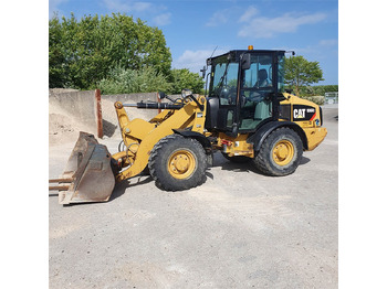Cargadora de ruedas CATERPILLAR 906H