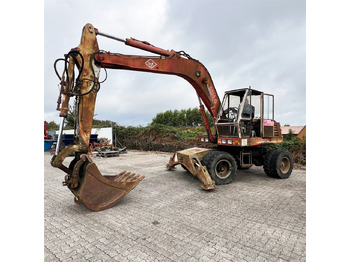 Excavadora de ruedas O&K