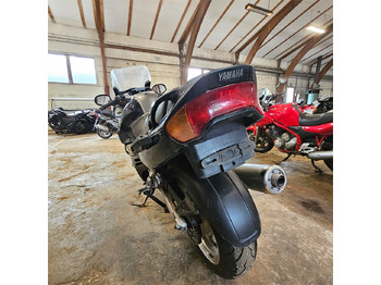 Motocicleta Yamaha GTS 1000: foto 3