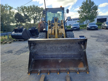 Cargadora de ruedas CAT 906M: foto 3