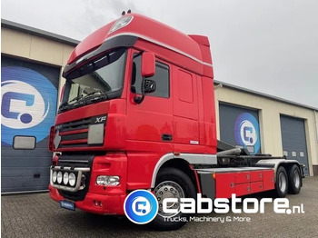 Multibasculante camión DAF XF 105 460