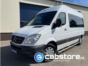 Minibús, Furgoneta de pasajeros Mercedes-Benz SPRINTER 211 CDI - L2/H2- Automatische versnellingsbak - 9 Persoons - Bouwjaar 2009 - APK tot 17-01-2026 ! - Side bars - Privacy glas - Airco: foto 2 Minibús, Furgoneta de pasajeros Mercedes-Benz SPRINTER 211 CDI - L2/H2- Automatische versnellingsbak - 9 Persoons - Bouwjaar 2009 - APK tot 17-01-2026 ! - Side bars - Privacy glas - Airco: foto 2