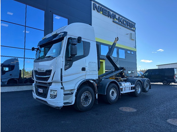 Multibasculante camión IVECO X-WAY